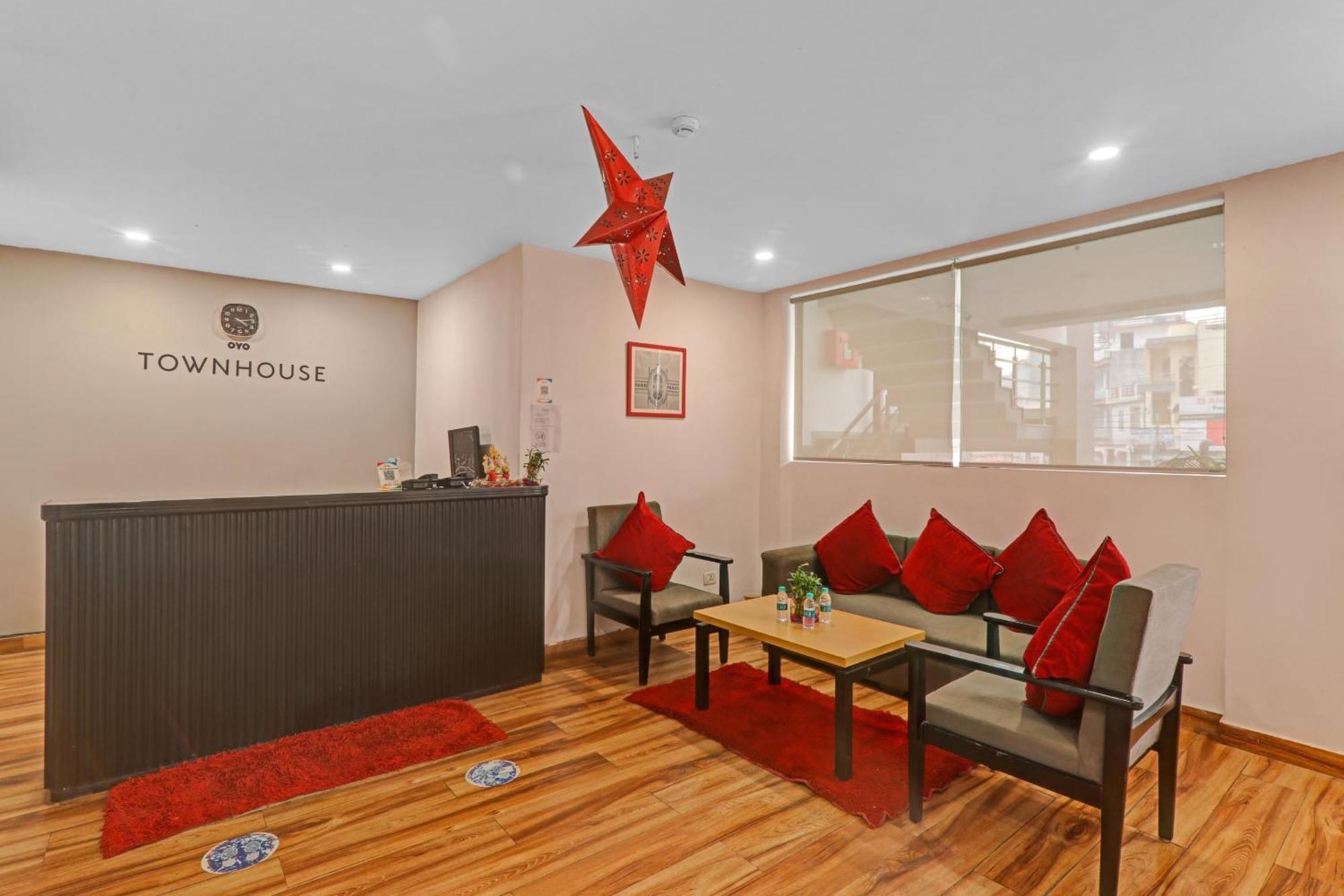 ホテル Townhouse The Shubham Bijnaur エクステリア 写真