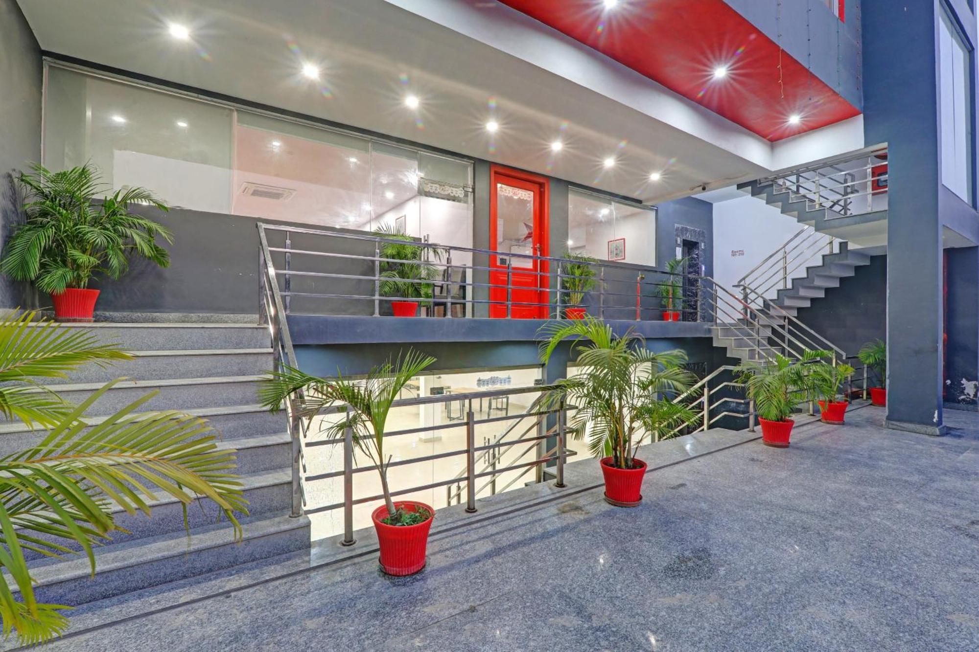 ホテル Townhouse The Shubham Bijnaur エクステリア 写真